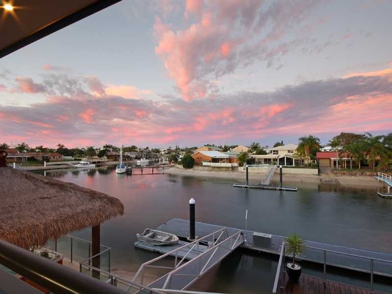 10 Island Ct, Minyama QLD 4575