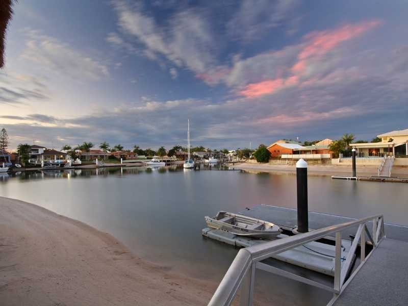 10 Island Ct, Minyama QLD 4575