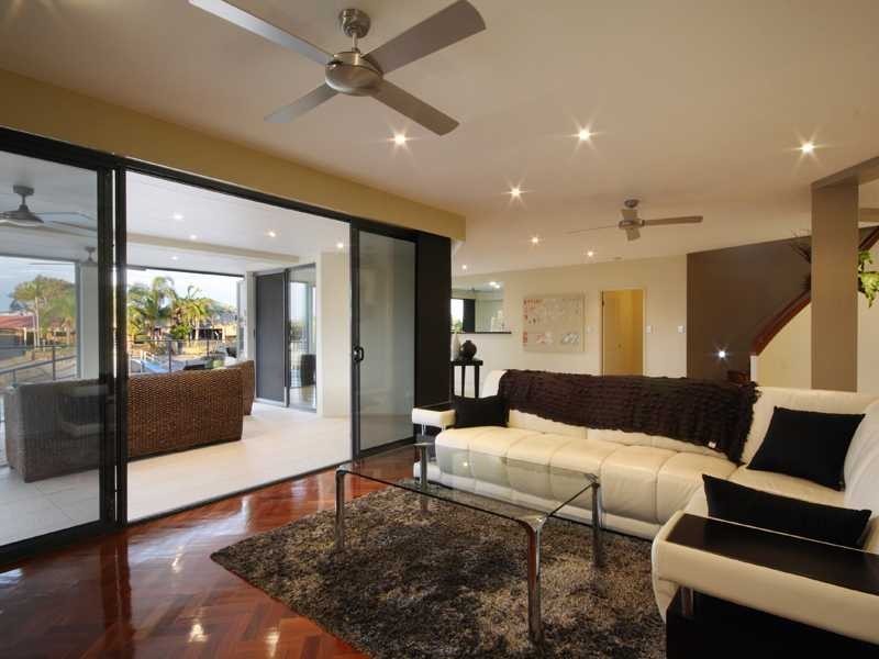 10 Island Ct, Minyama QLD 4575