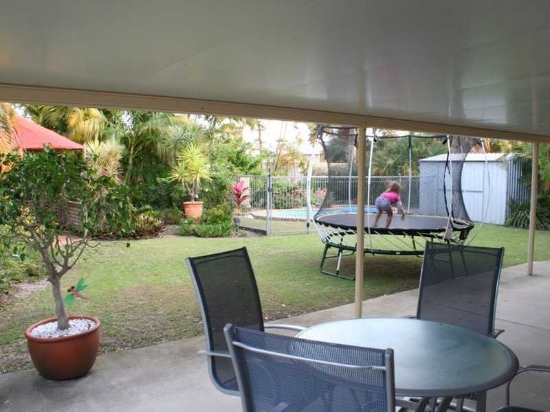 23 Dotterel St, Parrearra QLD 4575