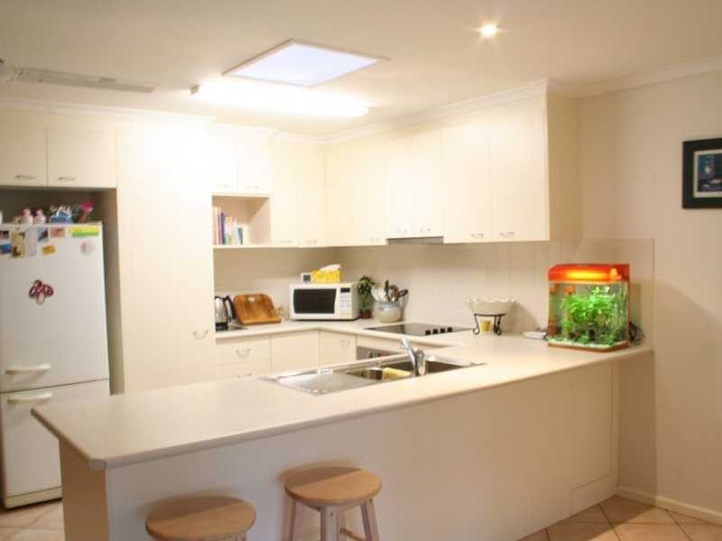 23 Dotterel St, Parrearra QLD 4575