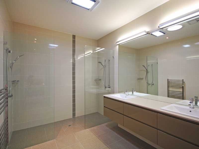 8 Aroona Ave, Buddina QLD 4575