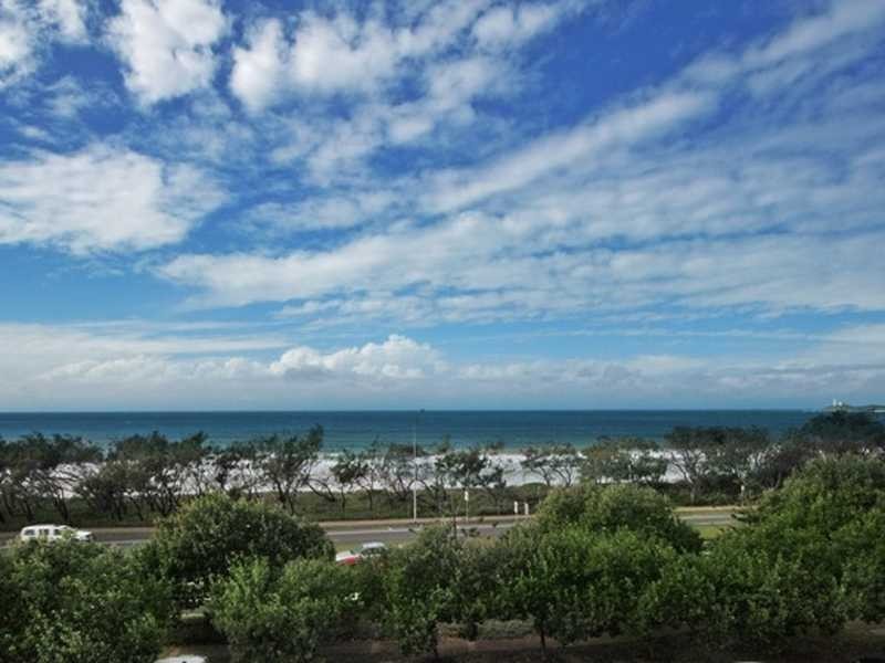 Unit 405/98 Alexandra Pde, Alexandra Headland QLD 4572
