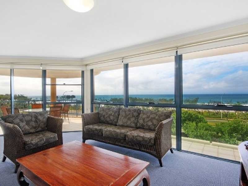 Unit 405/98 Alexandra Pde, Alexandra Headland QLD 4572