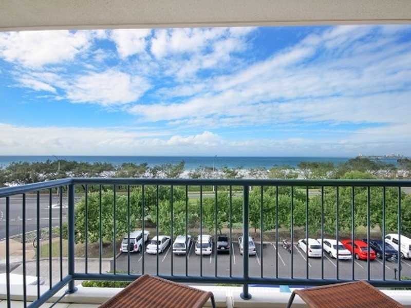 Unit 405/98 Alexandra Pde, Alexandra Headland QLD 4572