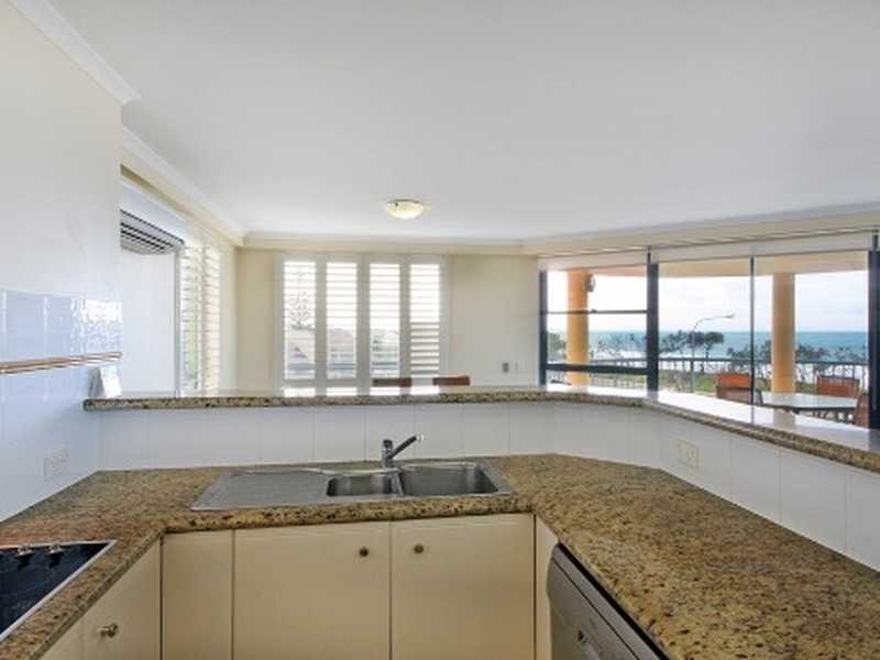 Unit 405/98 Alexandra Pde, Alexandra Headland QLD 4572