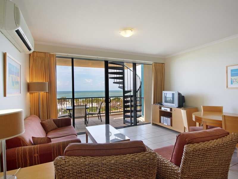 Unit 613/102 Alexandra Pde, Alexandra Headland QLD 4572