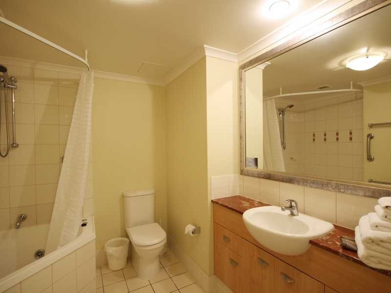 Unit 613/102 Alexandra Pde, Alexandra Headland QLD 4572
