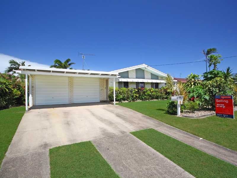 11 Bermagui Cres, Buddina QLD 4575