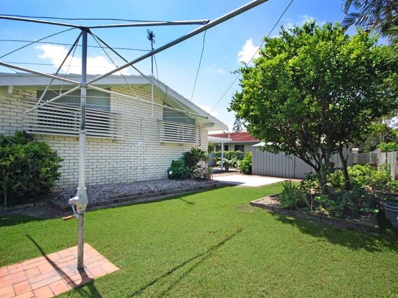 11 Bermagui Cres, Buddina QLD 4575