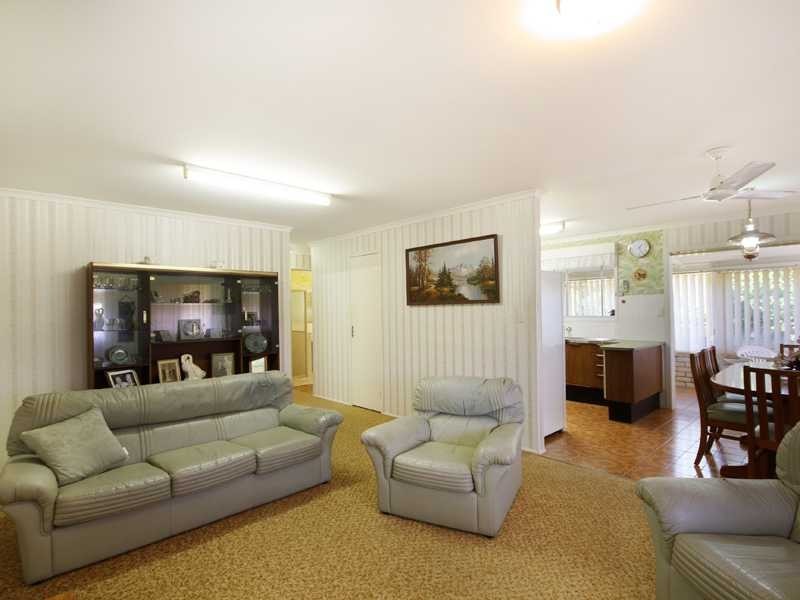 11 Bermagui Cres, Buddina QLD 4575