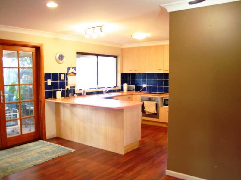 18 Tallawa Pl, Wurtulla QLD 4575