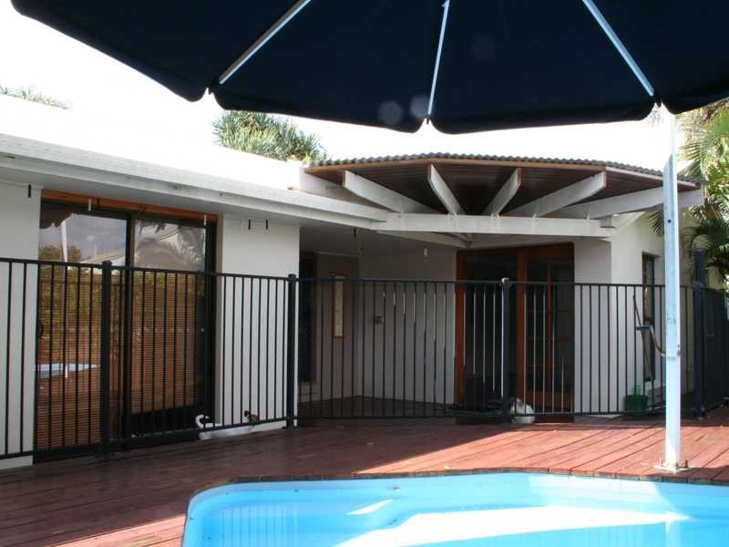 18 Tallawa Pl, Wurtulla QLD 4575