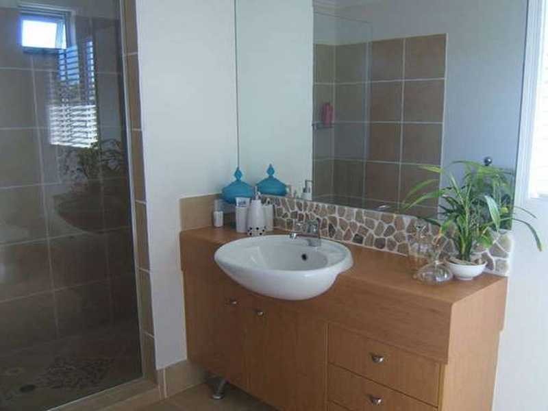 24 Bareena Pl, Warana QLD 4575