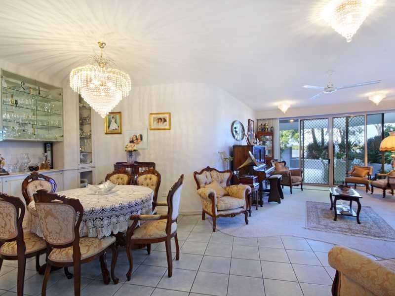 Unit 11/80 Picnic Point Esplanade, Maroochydore QLD 4558