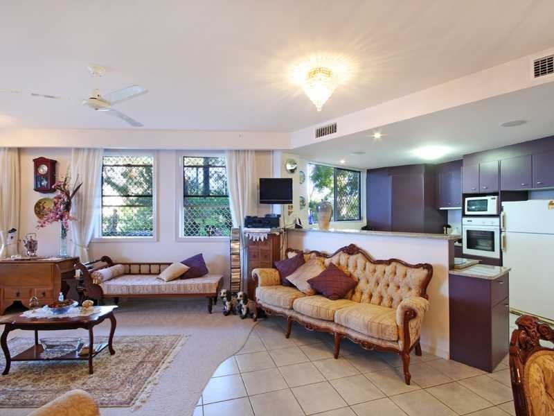 Unit 11/80 Picnic Point Esplanade, Maroochydore QLD 4558