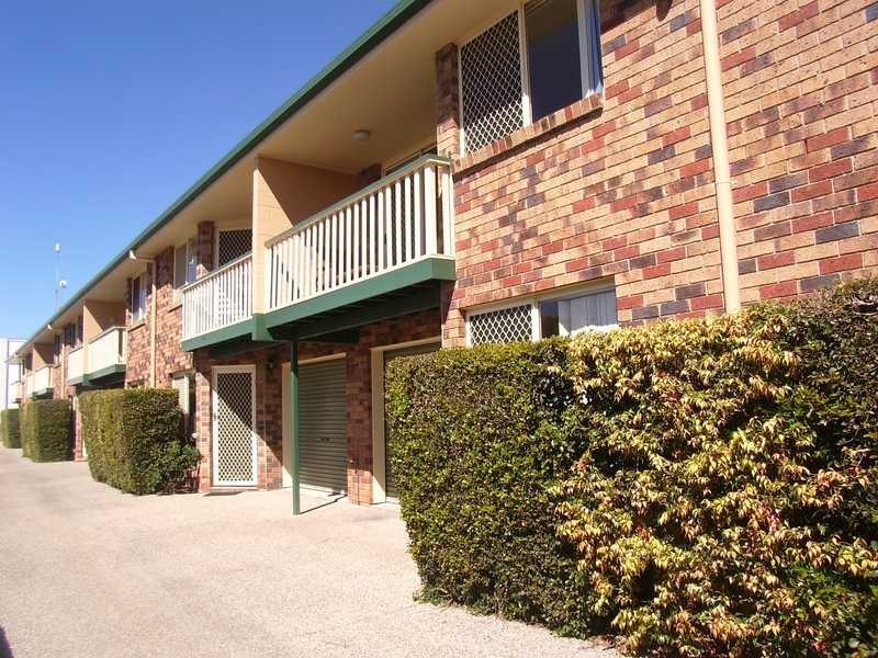 Unit 2/27 Baden Powell St, Maroochydore QLD 4558