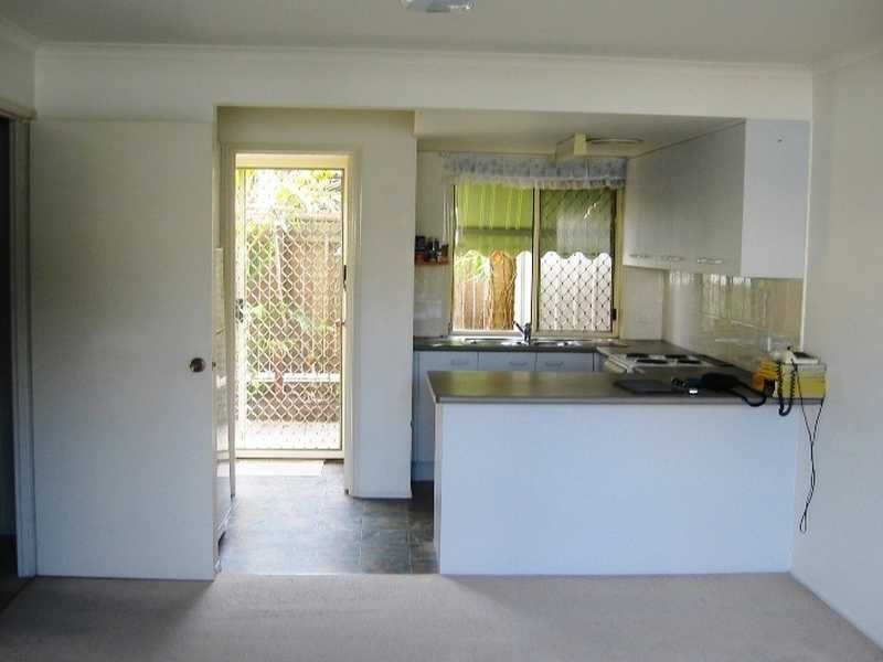 Unit 2/27 Baden Powell St, Maroochydore QLD 4558