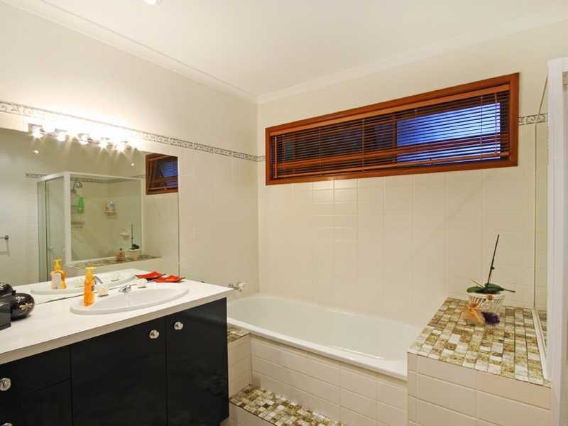 7 Muringo Cres, Minyama QLD 4575