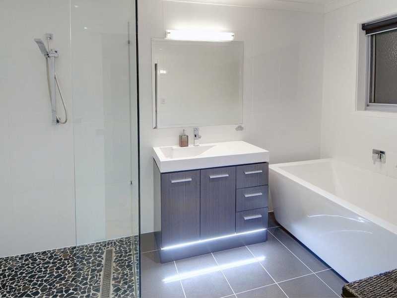 126 Oceanic Drive, Warana QLD 4575