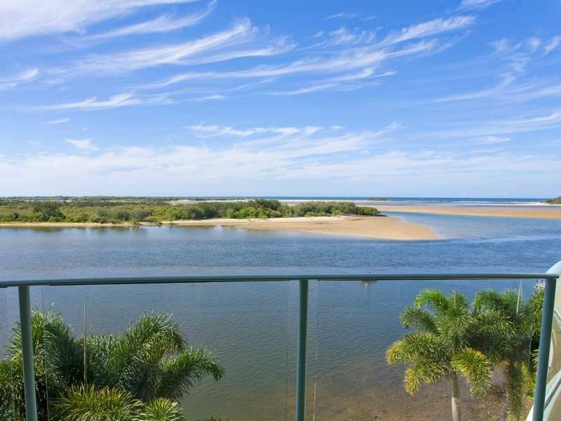 Unit 304/6 Wharf St, Maroochydore QLD 4558