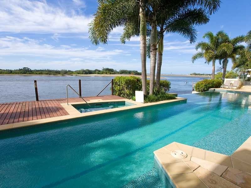 Unit 304/6 Wharf St, Maroochydore QLD 4558