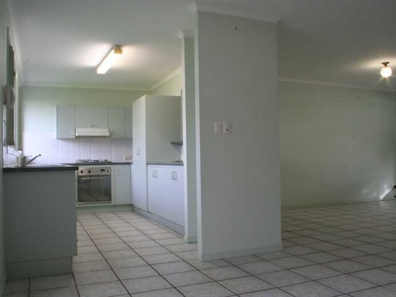 38 Kumbada Ct, Minyama QLD 4575