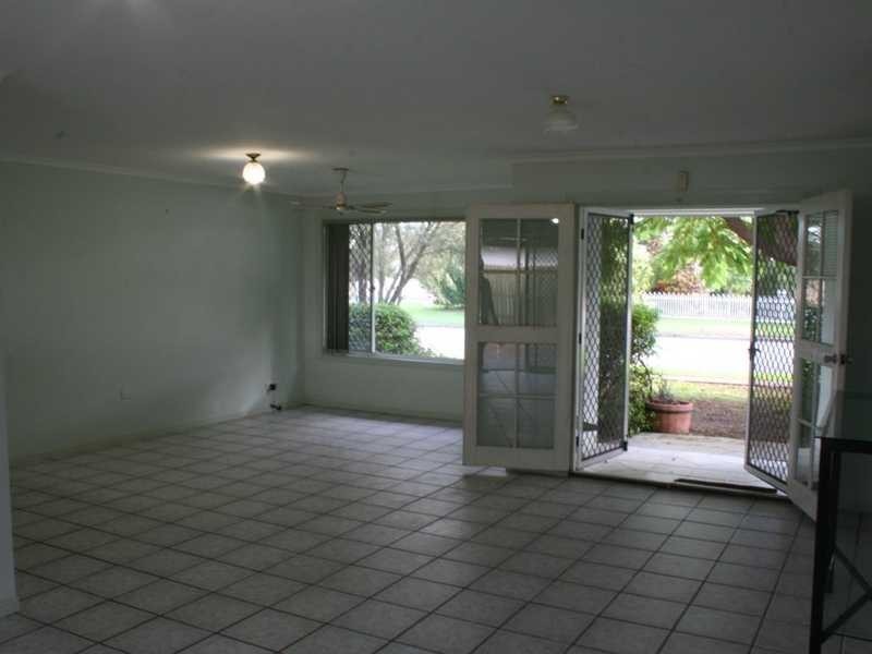 38 Kumbada Ct, Minyama QLD 4575