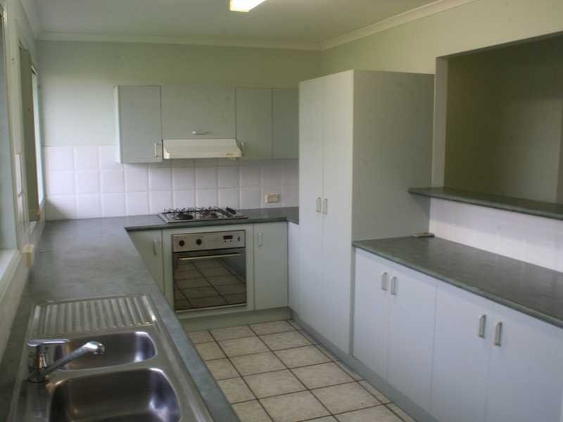 38 Kumbada Ct, Minyama QLD 4575