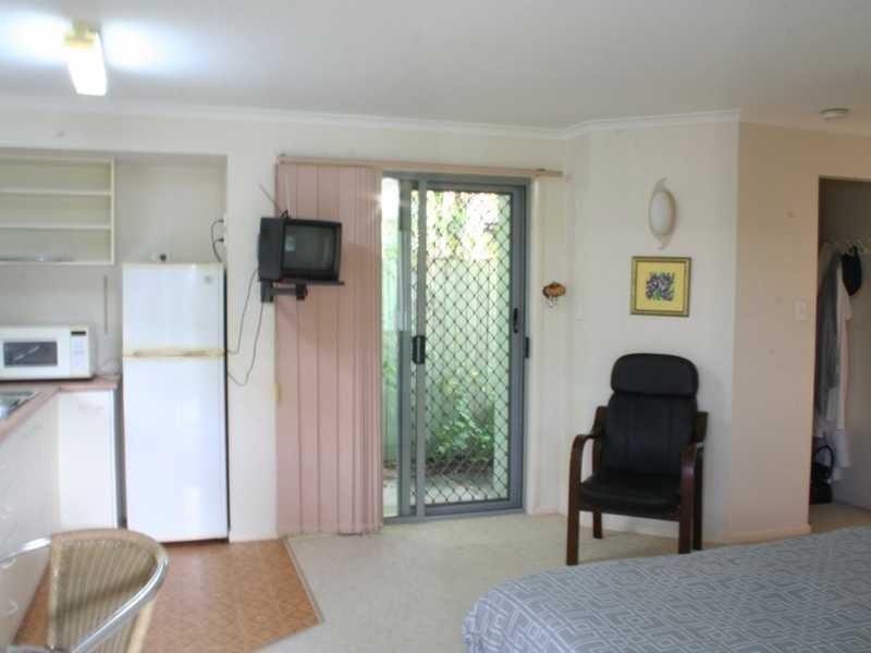 38 Kumbada Ct, Minyama QLD 4575