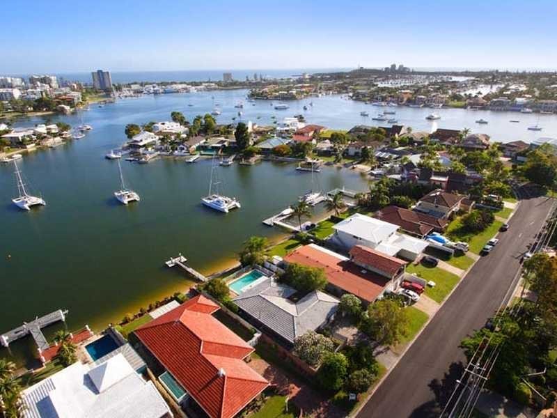 27 Elanora Avenue, Mooloolaba QLD 4557