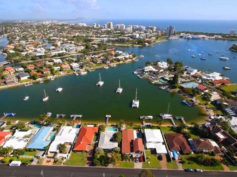 27 Elanora Avenue, Mooloolaba QLD 4557