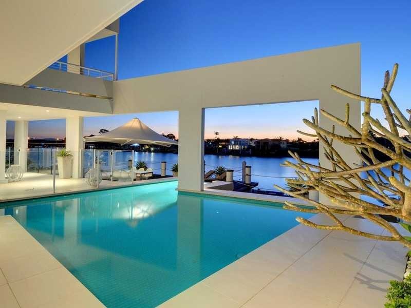 15 Mooloolah Island, Minyama QLD 4575