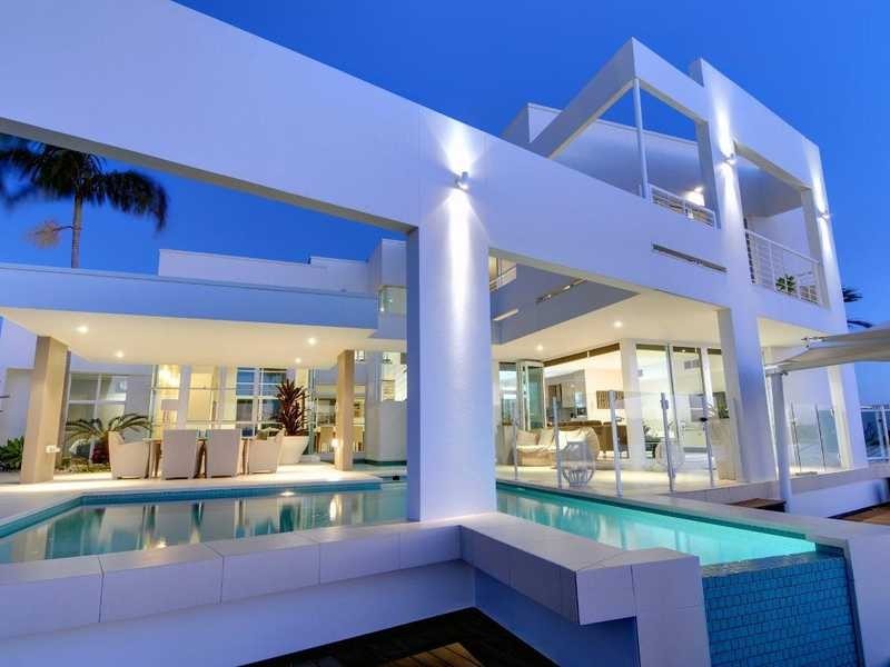 15 Mooloolah Island, Minyama QLD 4575