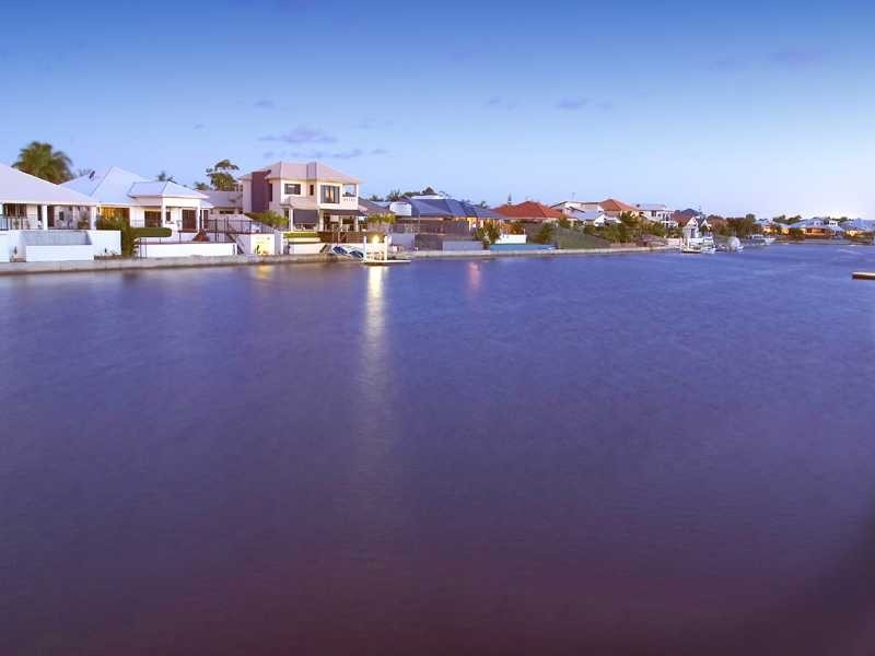 34 Chelsea Crescent, Minyama QLD 4575