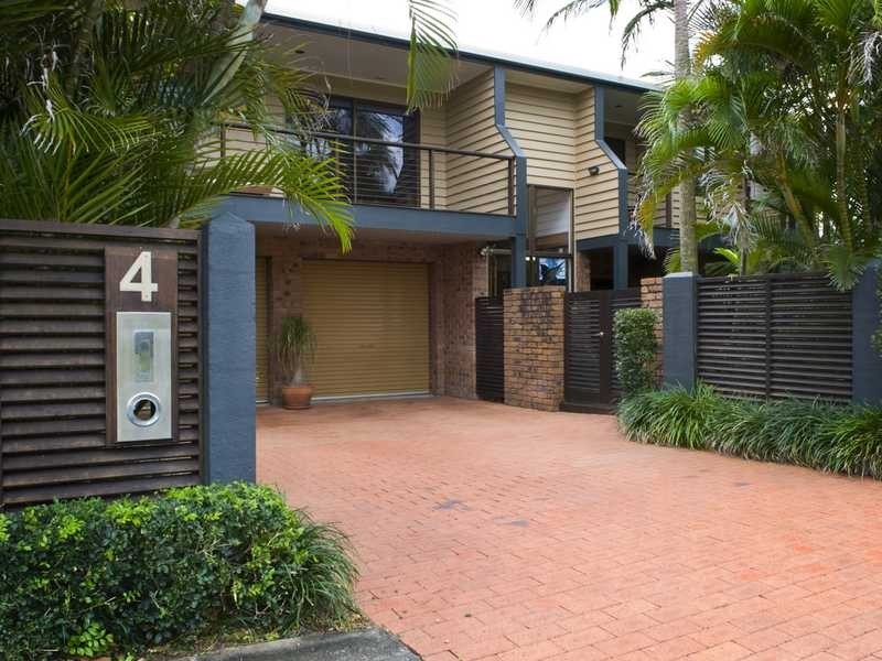 4 Parkana Crescent, Buddina QLD 4575