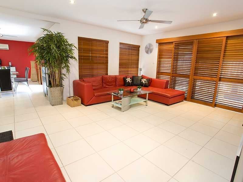 3 Sable Court, Kawana Island QLD 4575