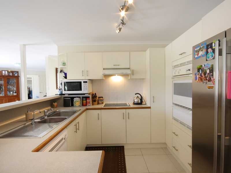2 Gannet Close, Wurtulla QLD 4575