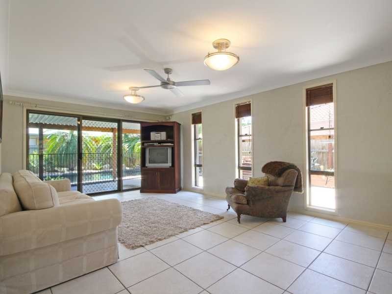 22 Marawa Drive, Parrearra QLD 4575