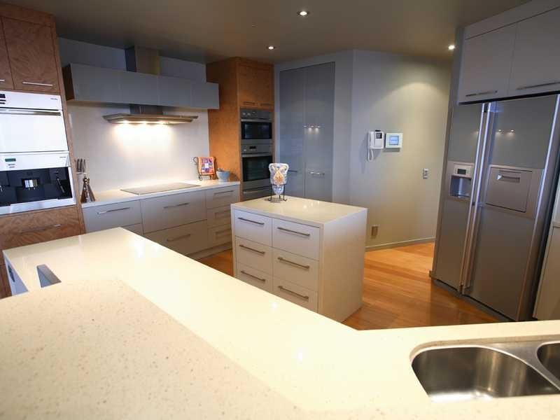 11 Tantula Road East, Alexandra Headland QLD 4572