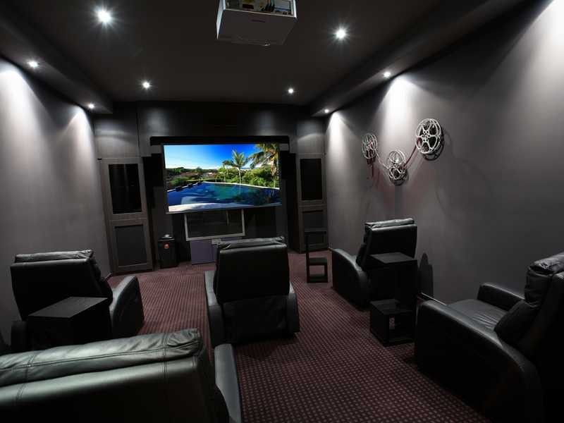 11 Tantula Road East, Alexandra Headland QLD 4572