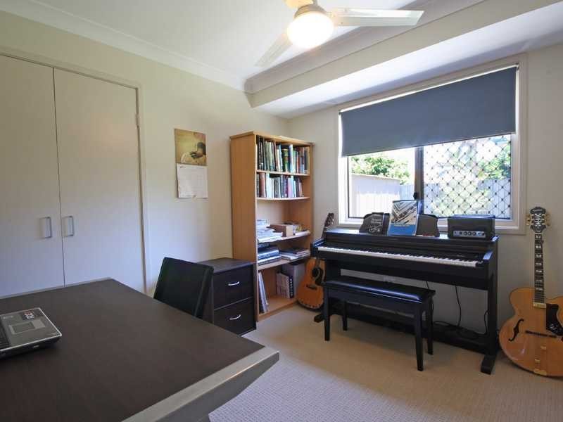8 Wimbrel Court, Wurtulla QLD 4575