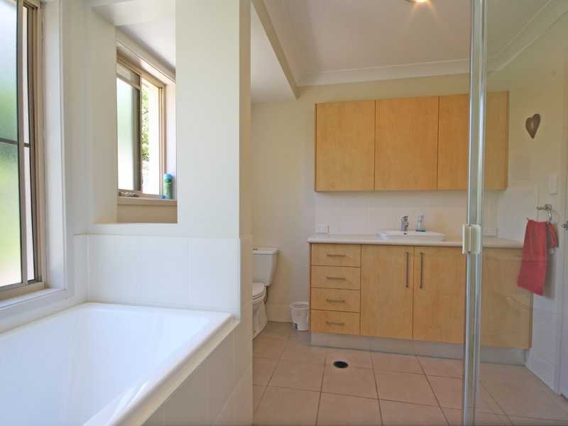 8 Wimbrel Court, Wurtulla QLD 4575