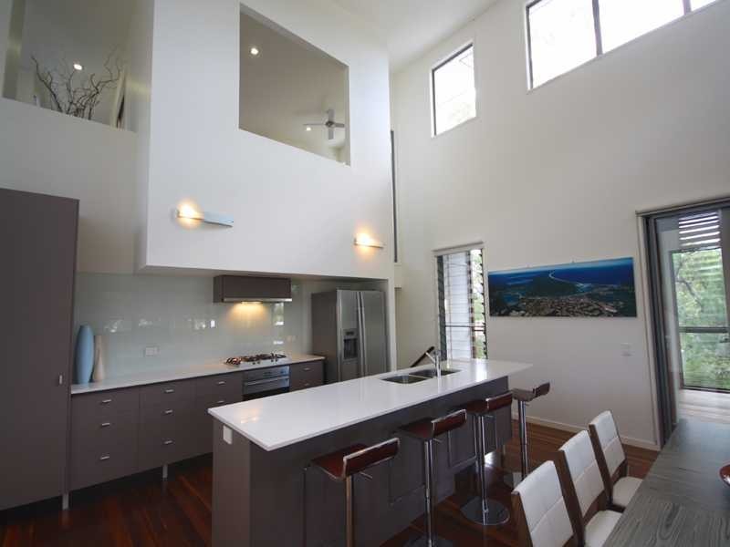 Lot 5/90 Beach Rd, North Shore QLD 4565