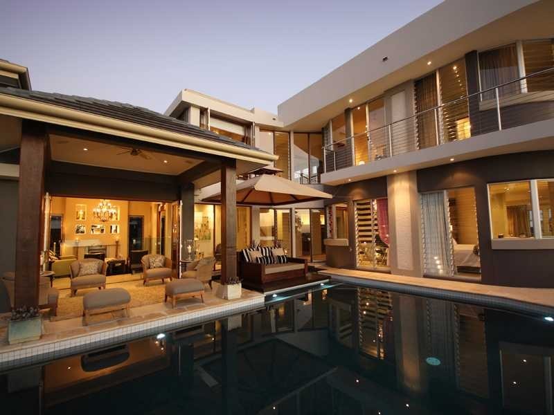 10 Cayman Place, Kawana Island QLD 4575