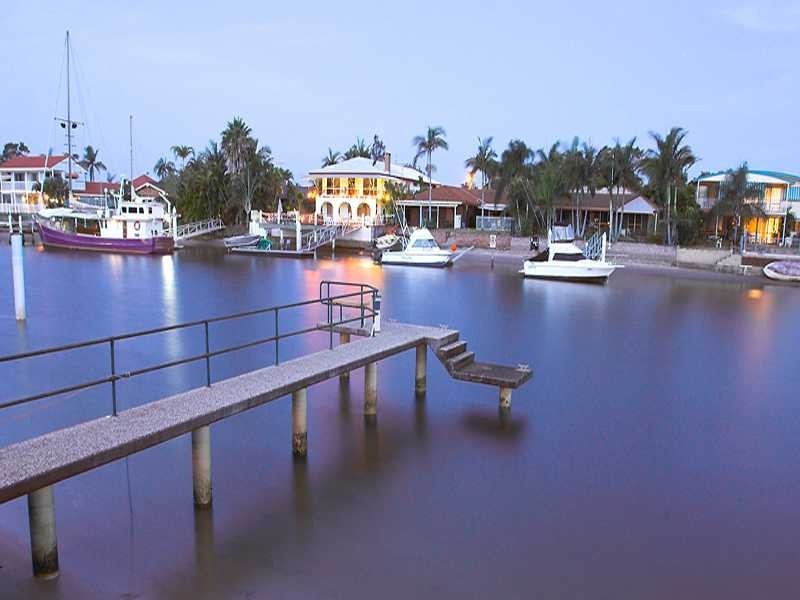 32 Coomaroo Crescent, Minyama QLD 4575