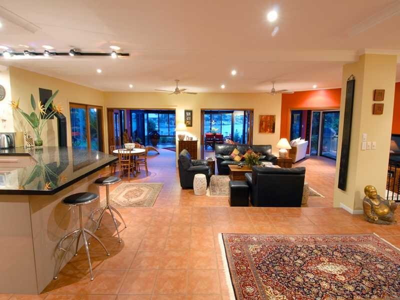 61 Mooloolah Drive, Minyama QLD 4575