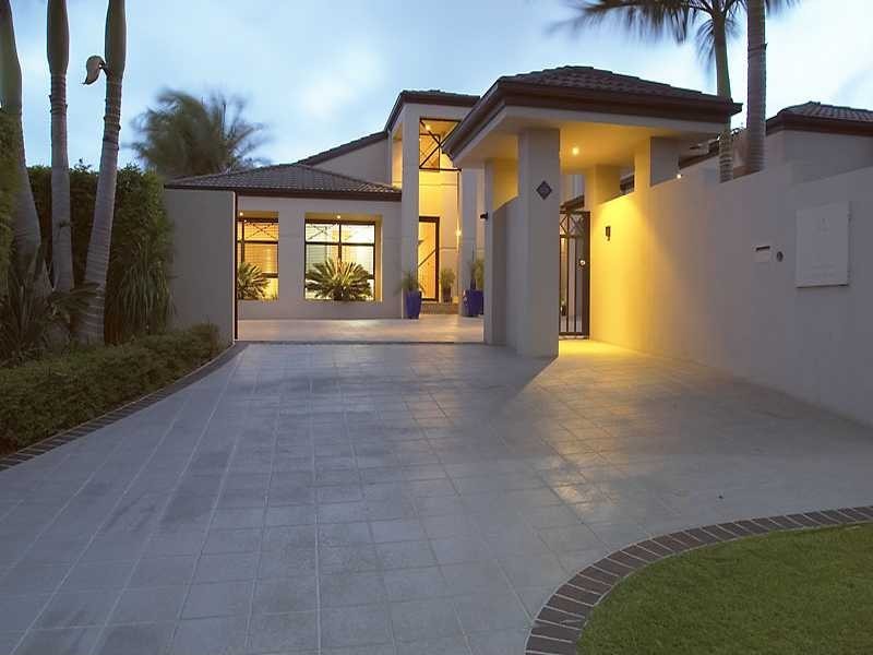 35 Mooloolah Island, Minyama QLD 4575