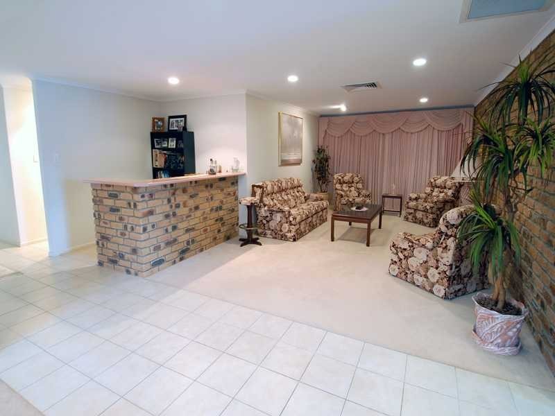 99 Mooloolah Drive, Minyama QLD 4575