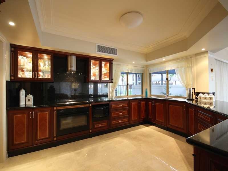 1 Oak Crt, Minyama QLD 4575